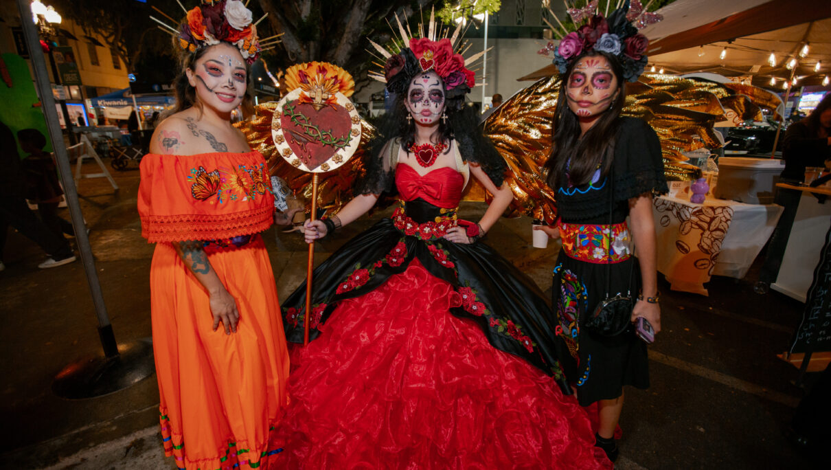 DIA DE LOS MUERTOS ART WALK